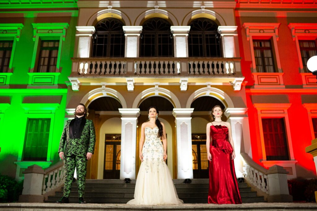 Concerto lírico e iluminação especial do Palácio Garibaldi abrem o Mia Cara